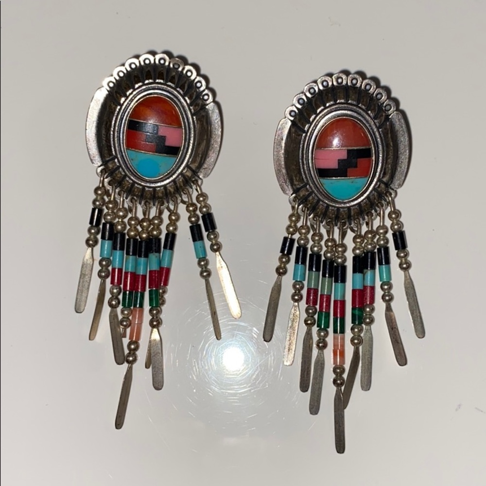 Women’s earrings